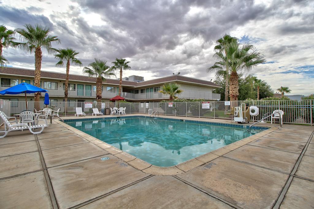 Budgetel Inn&Suites Yuma Eksteriør bilde